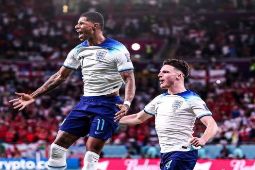England tops the group With a victory over Wales
