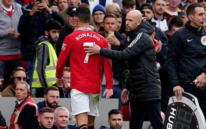 Cristiano Ronaldo claims that Erik ten Hag has betrayed him and that he no longer respects him.