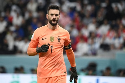 Hugo Lloris,  France goalkeeper, has announced his international football retirement.